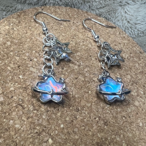Blue Star Earrings - Picture 2 of 3